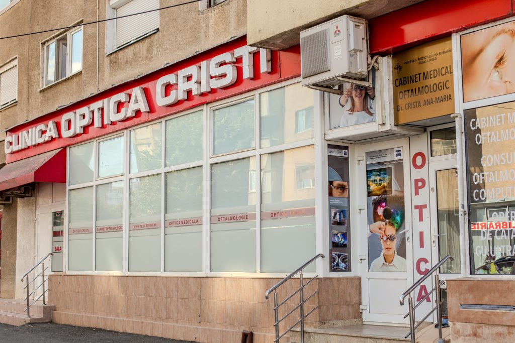 Despre noi 2 Clinica Optica Cristi din Arad
